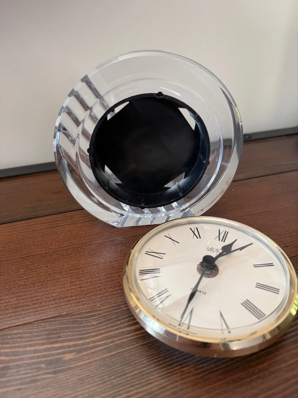 Mikasa Crystal Table Clock with Gold Accent and White Dial. Runs on AA Battery